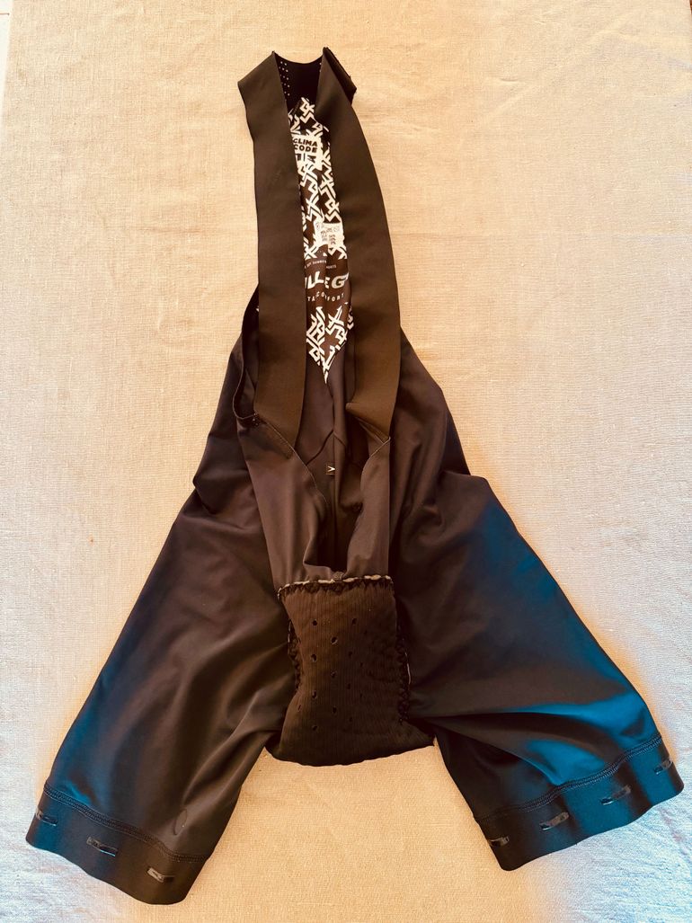 Used Assos Mille GT Bib Shorts M bike — image 2 of 6