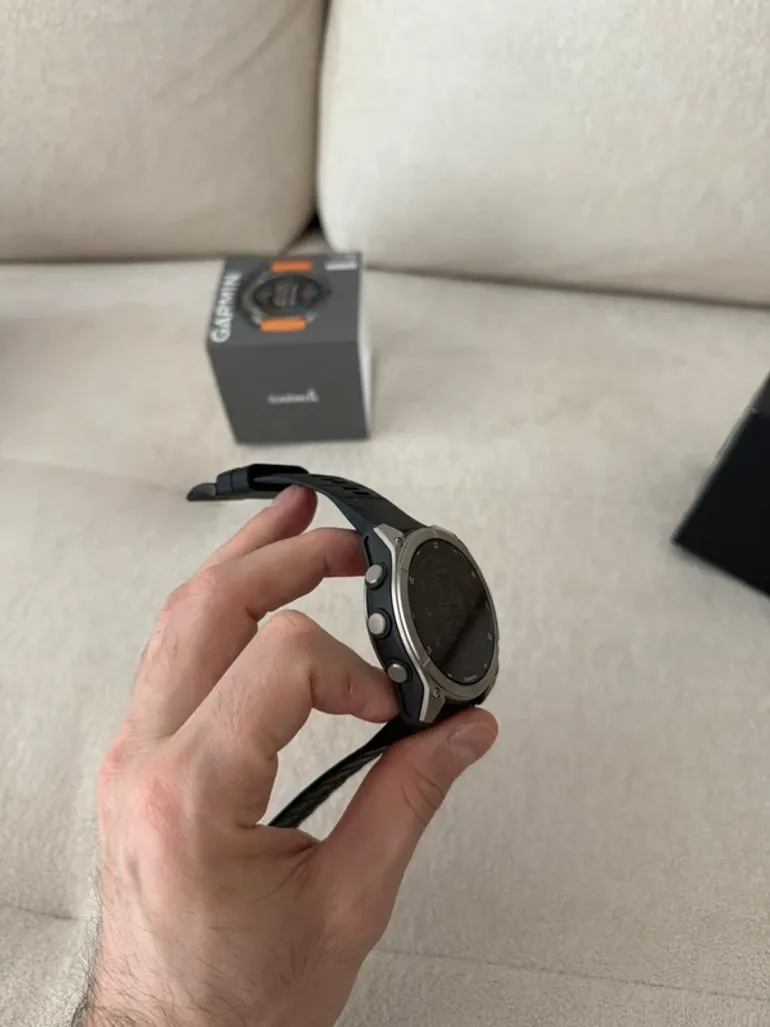 Używany Garmin fenix 8 51 mm bike — zdjęcie 3 z 5