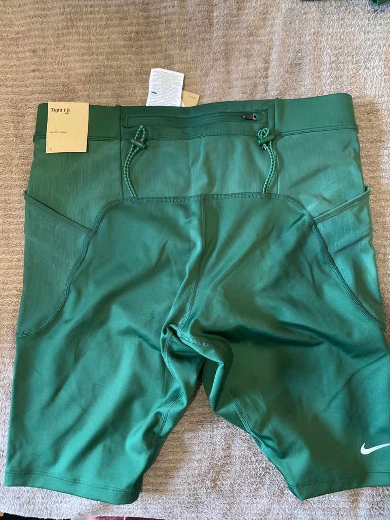 Used Nike ACG Performance Shorts XL 2026 bike — image 2 of 4