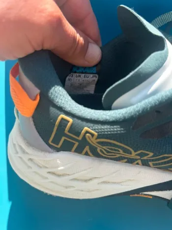 Used Hoka Speedgoat 7 bike — image 7 of 8