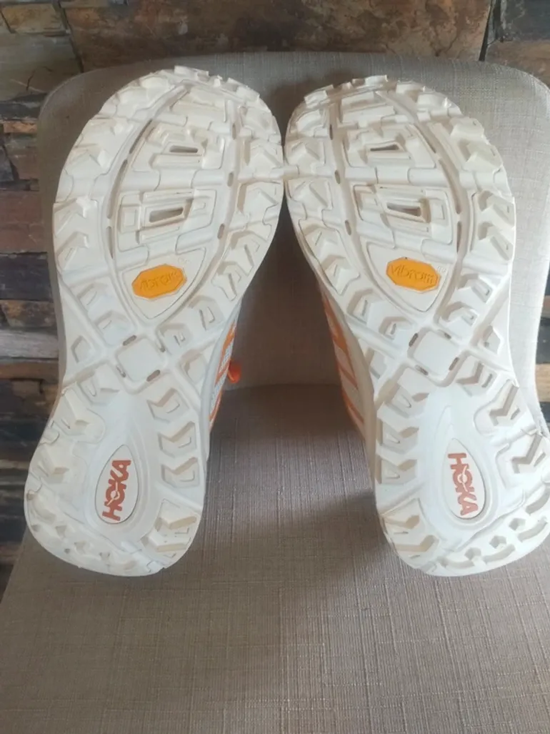Used Hoka Mafate 2 bike — image 7 of 8