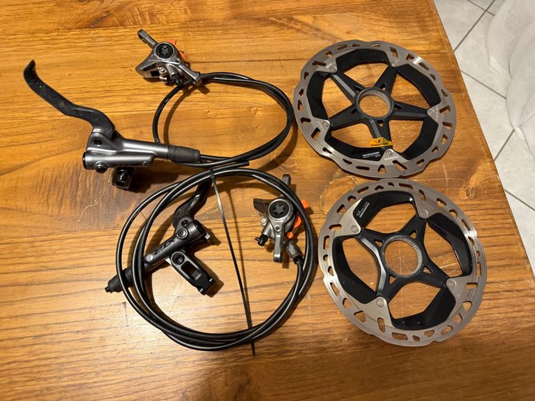Used Shimano XTR 9100 Brake System 2024 bike — image 1 of 5