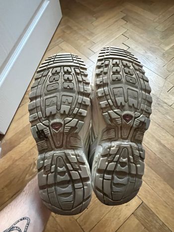 Used Salomon ACS Pro Running Shoe 2022 bike — image 3 of 5