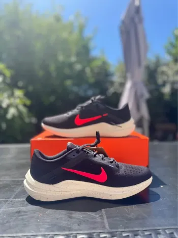 Używany Adidas Nike Sneakers bike — zdjęcie 2 z 4