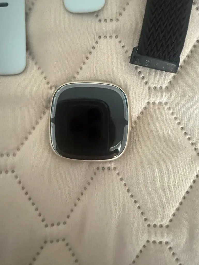 Używany Fitbit Sense 2 bike — zdjęcie 2 z 2