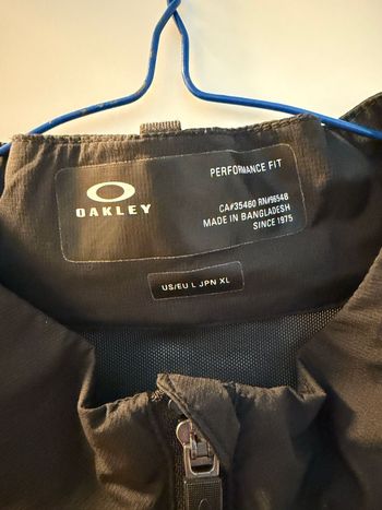 Używany Oakley Endurance Vest bike — zdjęcie 2 z 4