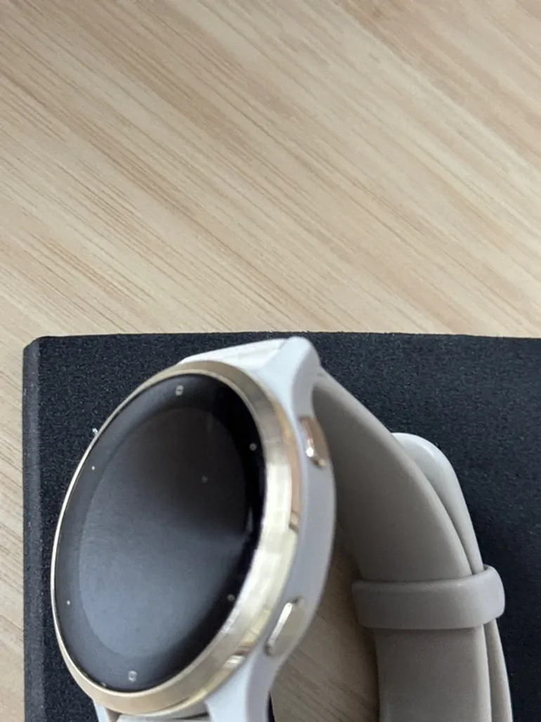 Used Garmin Venu 2S bike — image 6 of 7