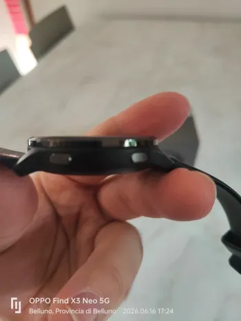 Used Garmin Venu 2 bike — image 6 of 13