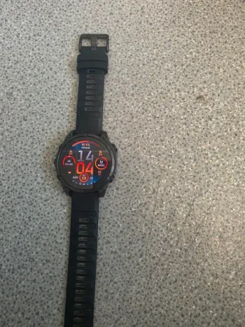 Used Garmin Fenix 8 bike — image 2 of 4