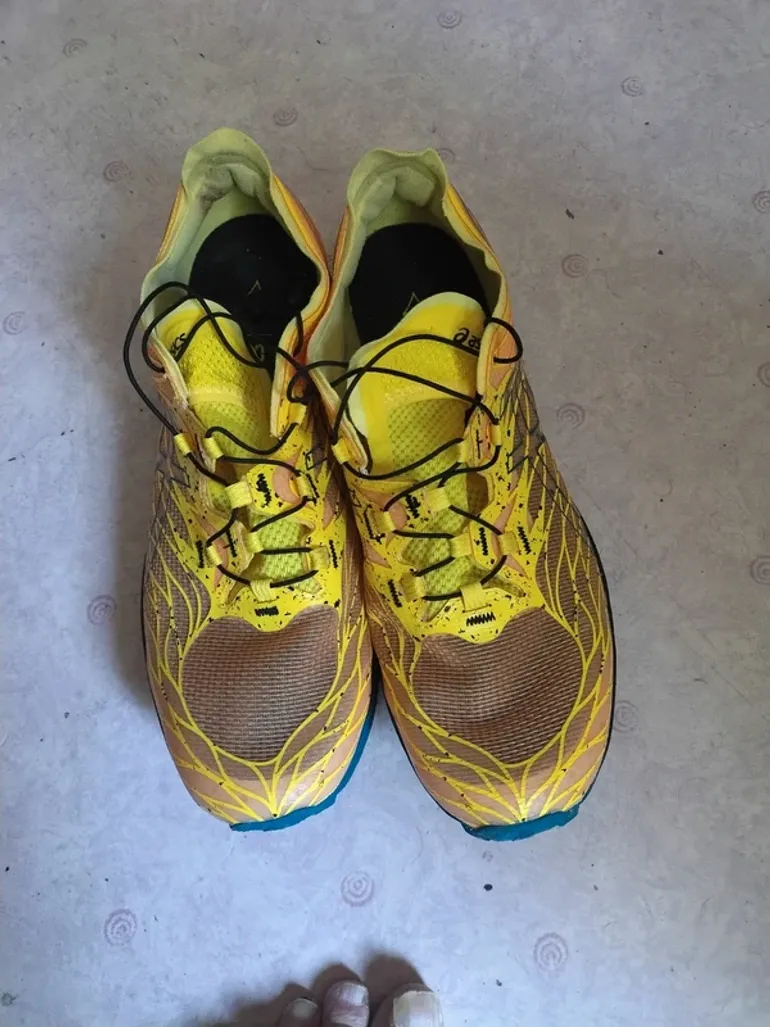 Używany Asics Fuji Speed bike — zdjęcie 1 z 15