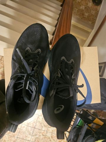 Used Asics Novablast 5 bike — image 6 of 8