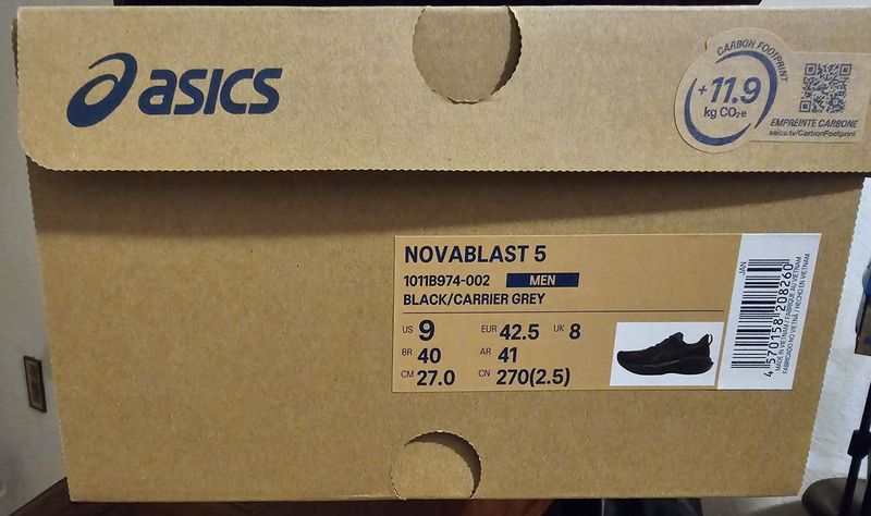 Gebrauchtes Asics Novablast 5 Running Shoes