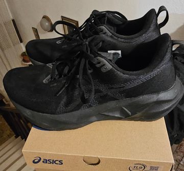 Used Asics Novablast 5 bike — image 5 of 8