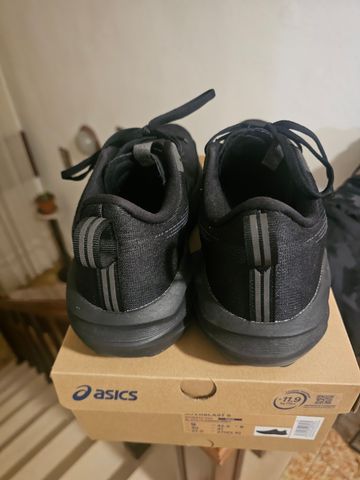 Used Asics Novablast 5 bike — image 7 of 8