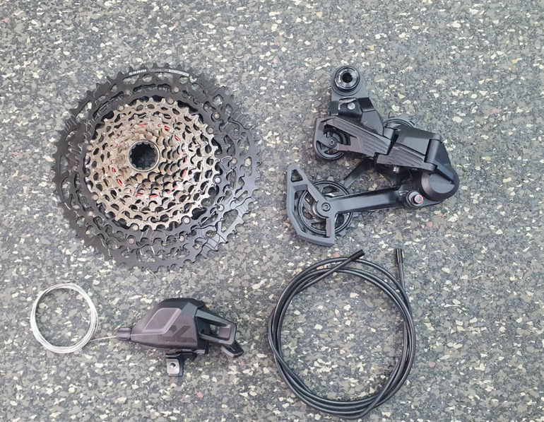 Used Sram XS-1270 T-Type Eagle 12-Speed Groupset 2025 bike — image 1 of 5