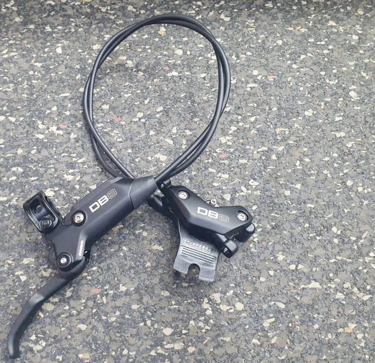Used Sram DB8 4-Piston Hydraulic Disc Brake Set + 203mm Rotors 2025 bike — image 3 of 4