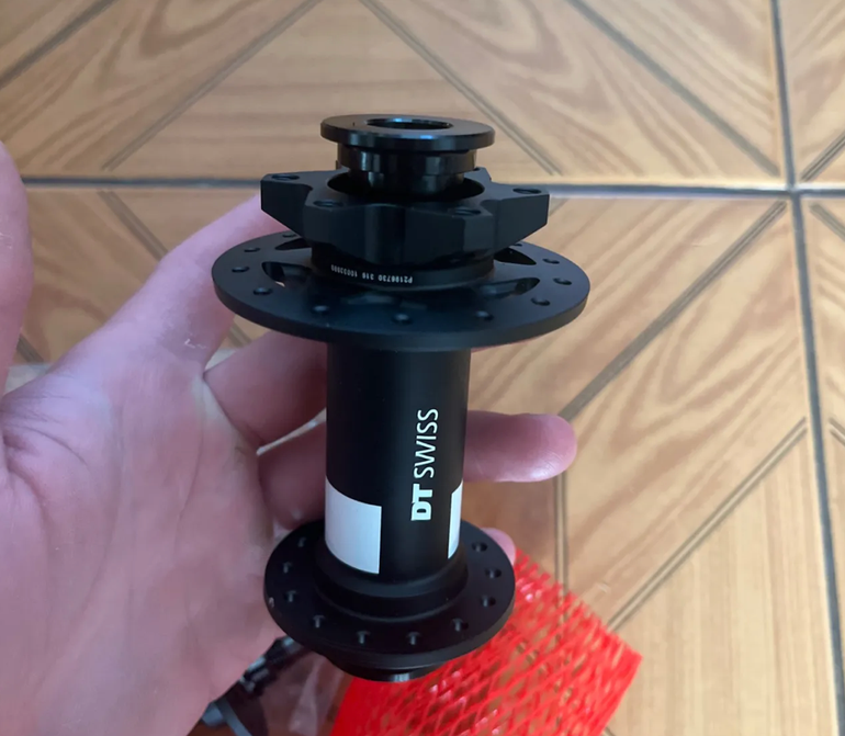 Używany Dt Swiss 350 Boost Hub Set 15x110 / 12x148 2025 bike — zdjęcie 3 z 3