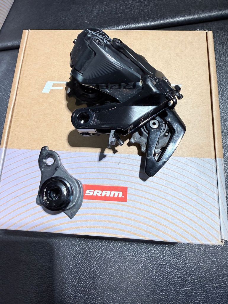 Used Sram Red XPLR AXS 2023 bike — image 8 of 17