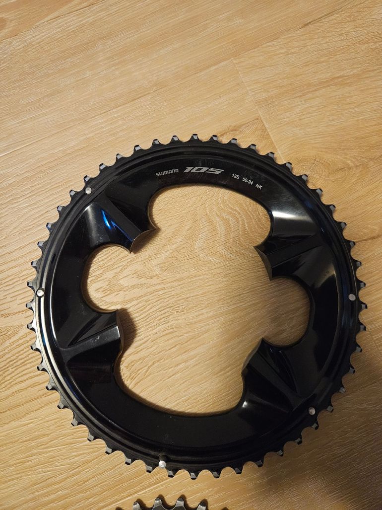 Used Shimano 105 FC-R7100 Chainring bike — image 3 of 5