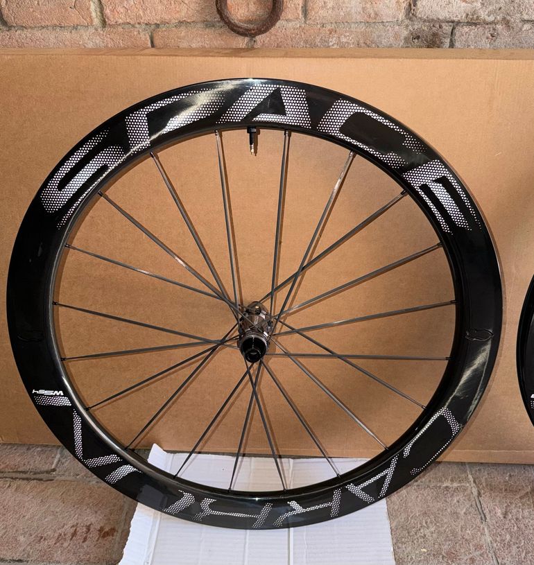 Używany Spacecarbon WS ROAD Revolution CarbonSpokes 48 54 2026 bike — zdjęcie 5 z 8