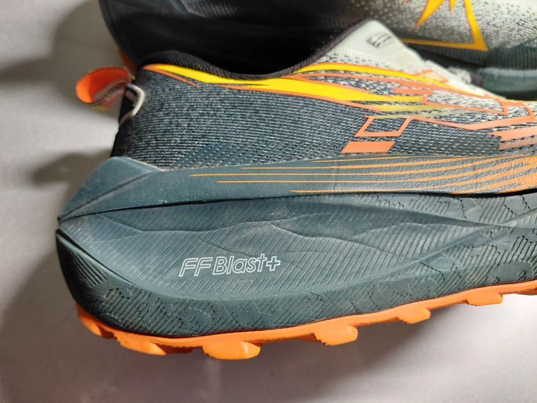 Używany Asics Trabuco Max 4 bike — zdjęcie 13 z 22