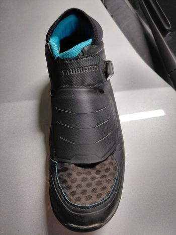Used Shimano ME7 MTB Shoes bike