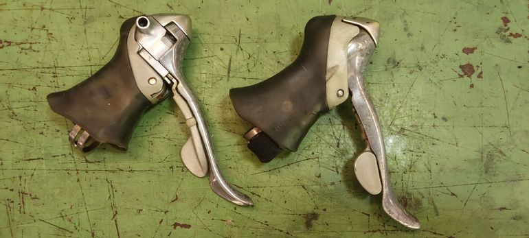 Używany Shimano Ultegra 9-speed Shifters bike — zdjęcie 4 z 4