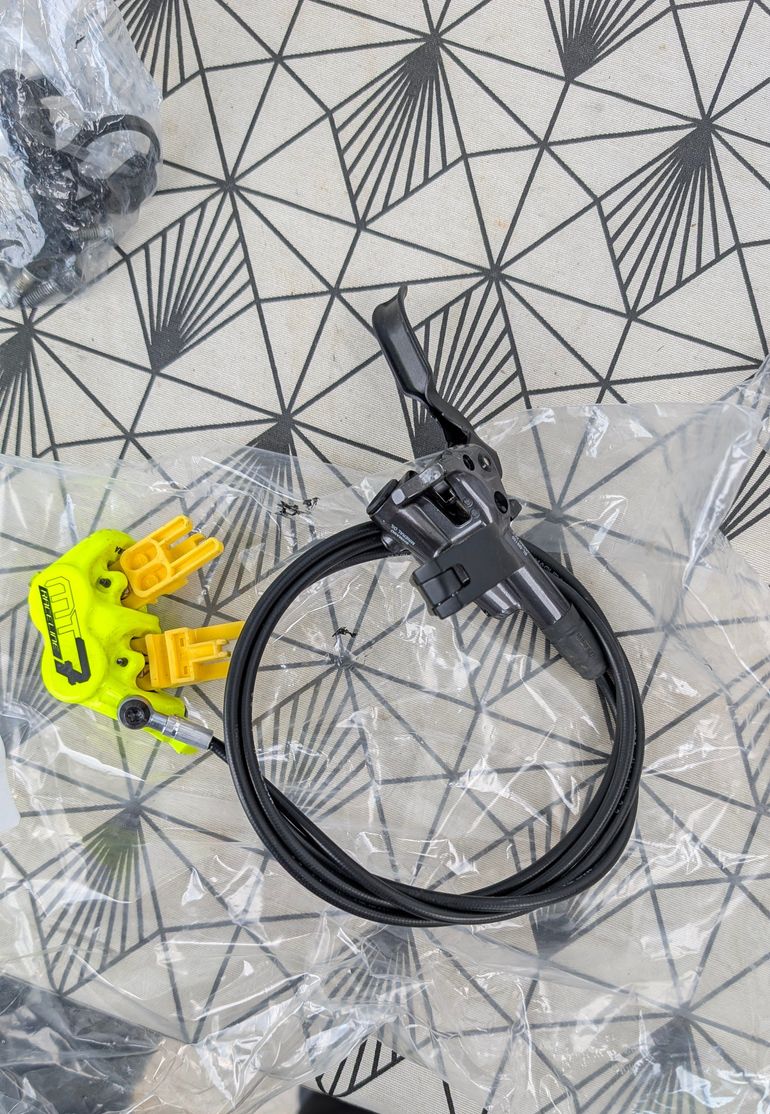 Used Magura MT7 + XT bike — image 1 of 8