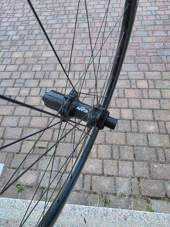 Używany Altro Carbon Wheels 2024 bike — zdjęcie 5 z 6