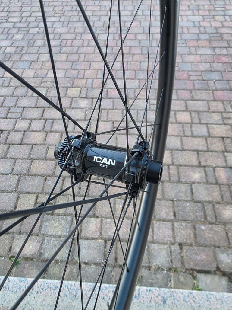 Używany Altro Carbon Wheels 2024 bike — zdjęcie 6 z 6