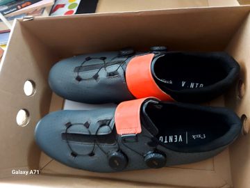 Used Fizik Vento Infinito 2025 Cycling Shoes