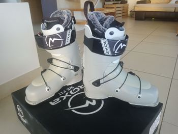Used Roxar R3W 95 TI Ski Boots 2025 bike