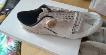 Used Bontrager zapatillas velocis road bike — image 5 of 5