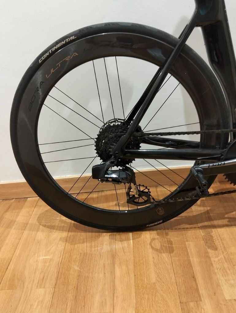 Używany Campagnolo Bora Ultra 60 2024 bike — zdjęcie 2 z 4