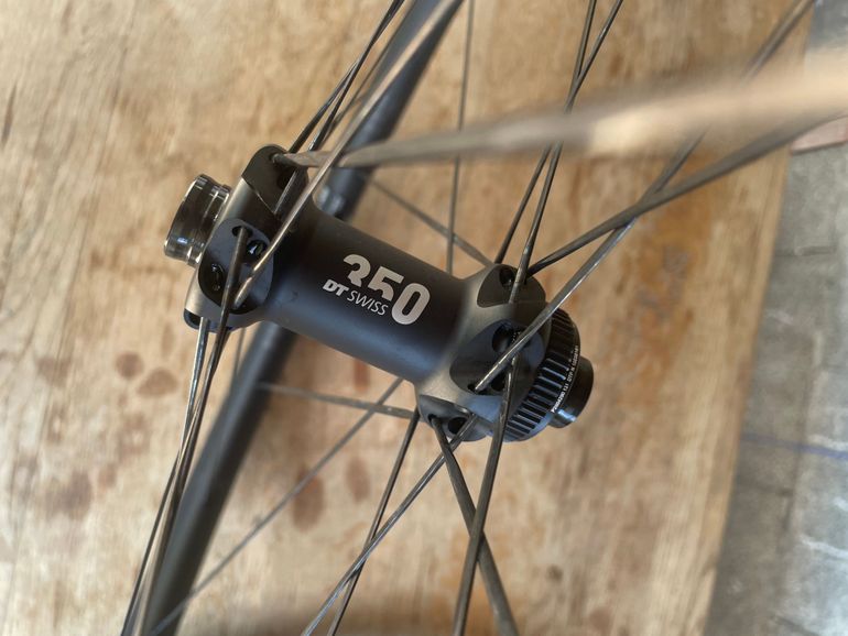 Używany Dt Swiss GR1600 Spline Gravel 700c 2025 bike — zdjęcie 3 z 14