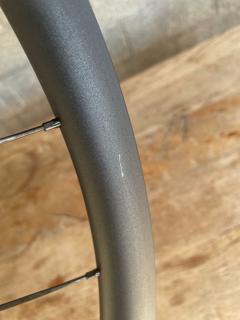 Używany Dt Swiss GR1600 Spline Gravel 700c 2025 bike — zdjęcie 7 z 14