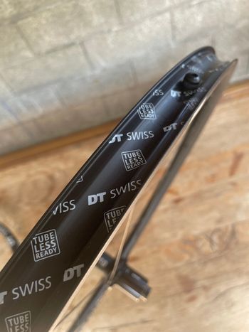 Używany Dt Swiss GR1600 Spline Gravel 700c 2025 bike — zdjęcie 13 z 14