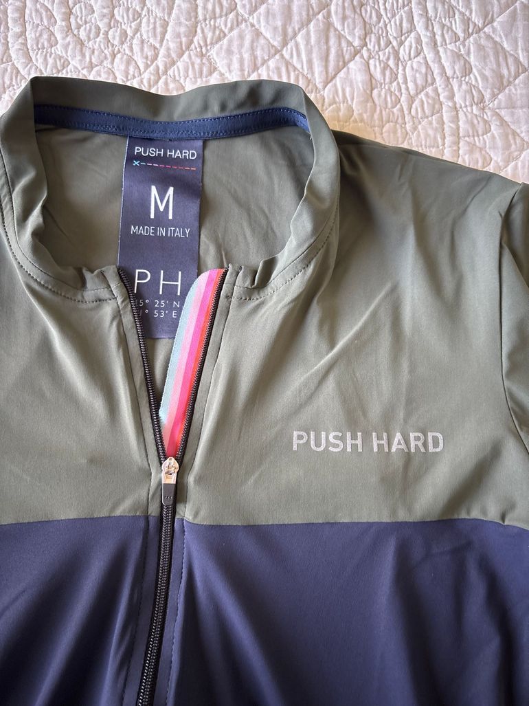 Used push hard cosmo 2025 bike — image 3 of 7