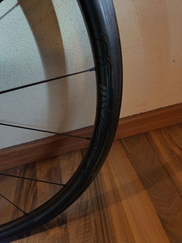 Used Roval clx32 rim bike — image 5 of 5