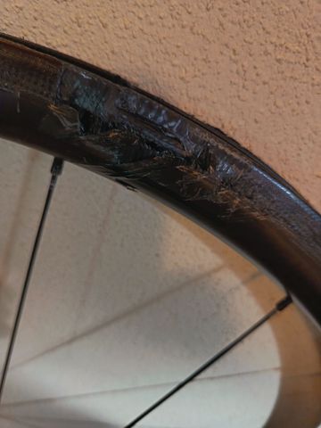 Used Roval clx32 rim bike — image 3 of 5