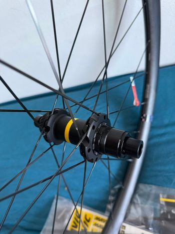 Używany Mavic Crossmax XL R Carbon Wheelset bike — zdjęcie 4 z 7