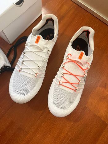 Używany Dmt POGIS Superlight Shoes 2025 bike — zdjęcie 2 z 5