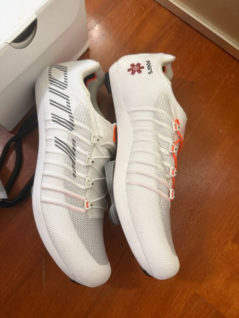 Używany Dmt POGIS Superlight Shoes 2025 bike — zdjęcie 3 z 5