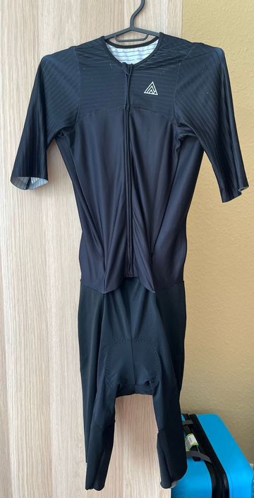 Used rule 28 Racesuit 2024 bike — image 1 of 4