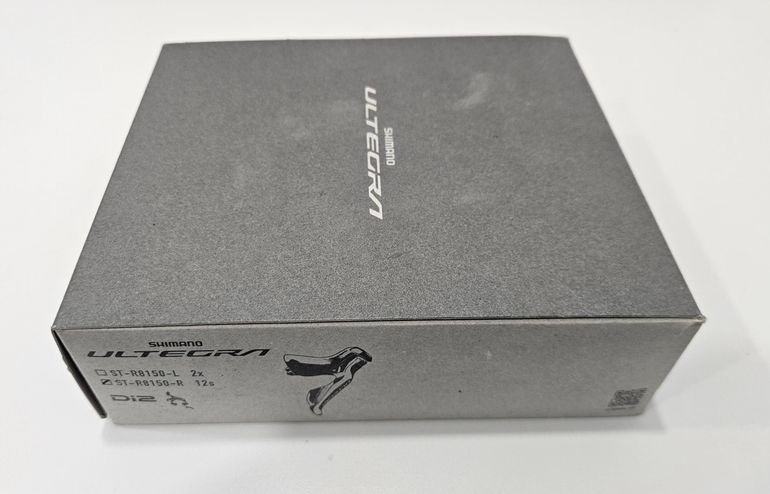 Używany Shimano Ultegra Di2 12-speed Right Dual Control Lever bike — zdjęcie 3 z 4