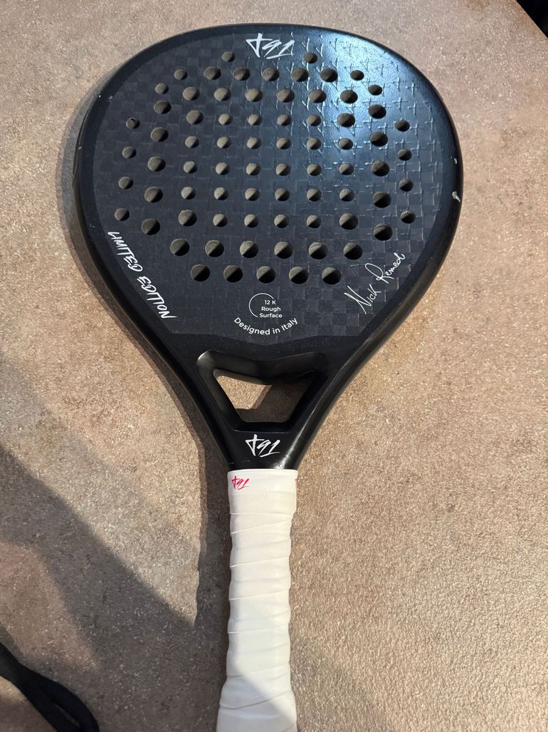 Używany T91 Racchetta da padel Limited Edition x Nick Remedi bike — zdjęcie 3 z 12
