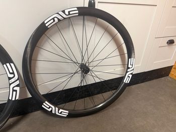 Używany Enve SES 3.4 2025 bike — zdjęcie 2 z 3