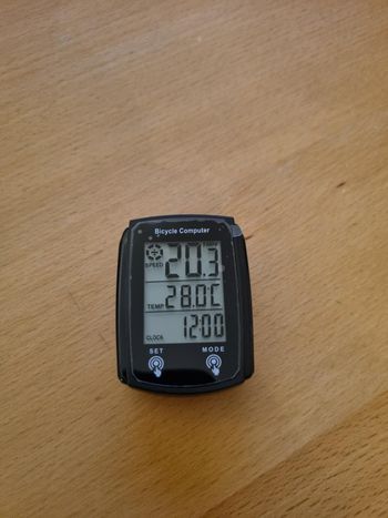 Used no brend Computer per la bici cablata 19 funzioni Tachimetro bike — image 2 of 4