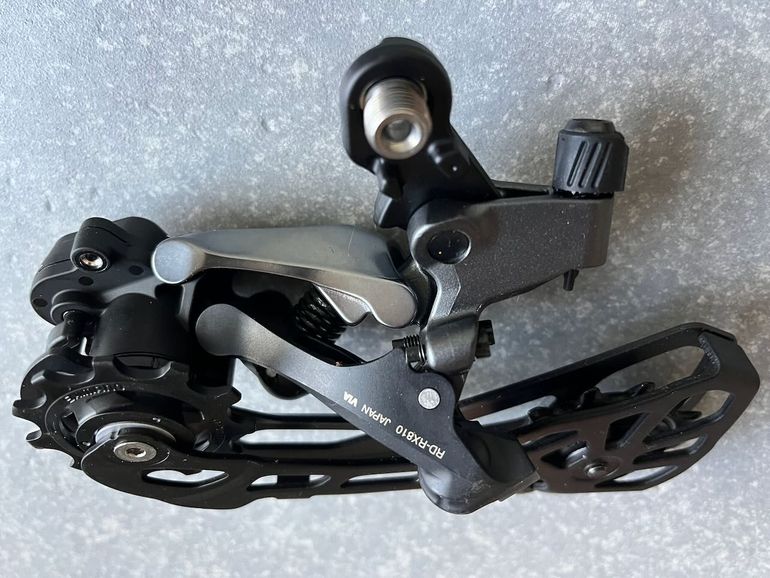Used Shimano GRX RD-RX810 Shadow RD+ 11-speed GS bike — image 4 of 5