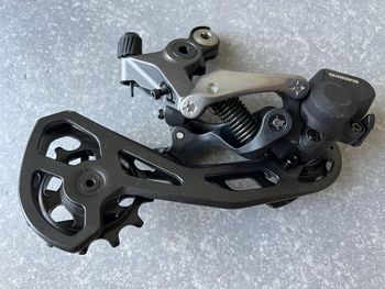 Used Shimano GRX RD-RX810 Shadow RD+ 11-speed GS bike — image 2 of 5